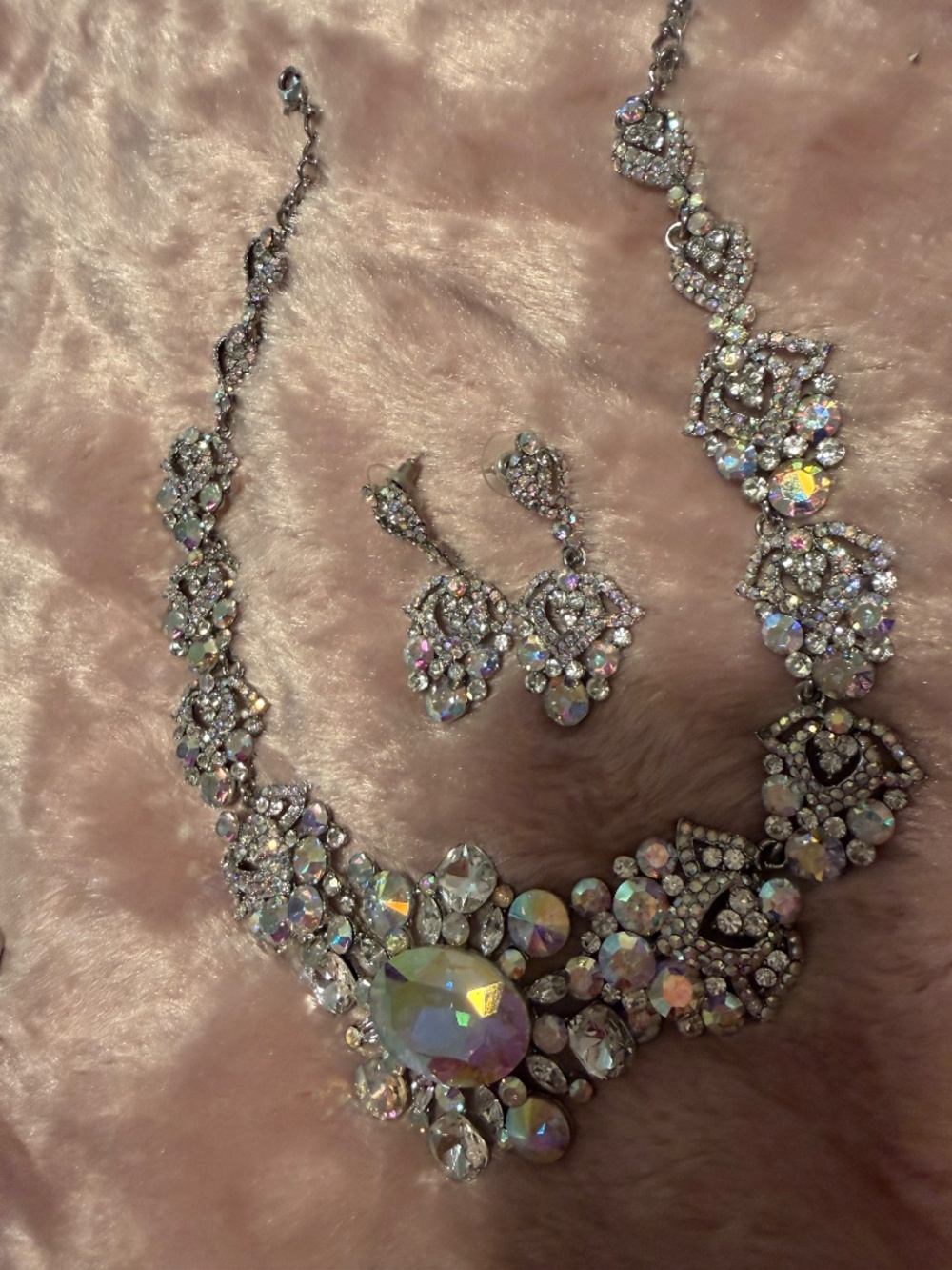 AB stone Necklace and Earring set - Picture 2 of 2